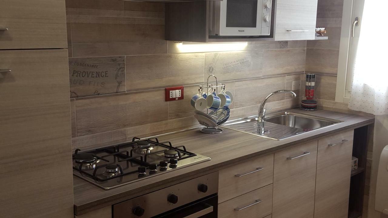 M2Bo Dossetti 27 - Fiera Appartement Bologna Buitenkant foto